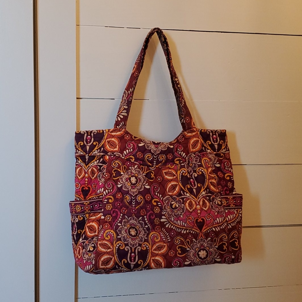 Vera Bradley Safari Sunset large zippered tote